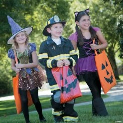 15" x 16 1/2" Large Jack-O’-Lantern Tote Bags - 12 Pc. -Halloween Costumes Trunk or Treat Shop 15 x 16 1 2 large jack o lantern tote bags 12 pc 25 2577 a02